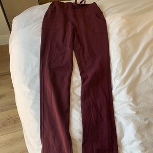 LULULEMON pants straight leg maroon